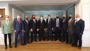 Başkan Mustafa Palancıoğlu: "Kendi sporcularımızın artması için amatör spor kulüplerine çok iş düşüyor"