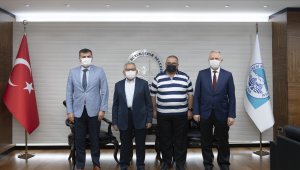 Hayırsever başkana teşekkür ziyareti