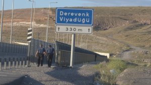 İntihar için viyadüğe çıkan şahıs ikna edildi