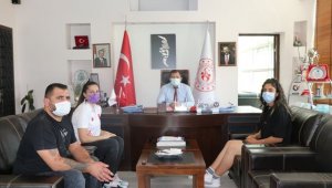 Karadayı ve Mercan Ali İhsan Kabakcı'yı ziyaret ettiler