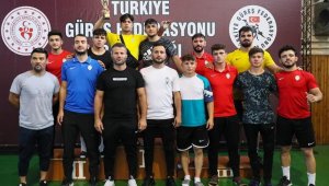 Kayseri Şekerspor; Serbest Stil 2. Lig müsabakalarında üçüncü oldu