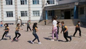 Kayseri'de 303 bin 49 öğrenci yaz tatiline girdi