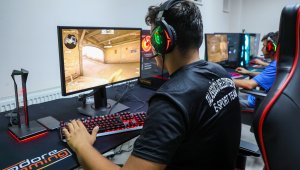 Kayseri'nin tek lisanlı espor kulübü Talas Espor Kulübü ilk maçına çıktı