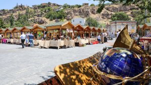 Talas Antika Pazarı yeniden açıldı