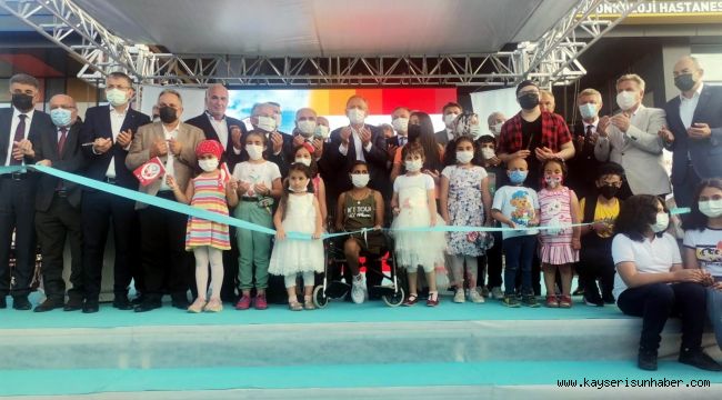 Türkiye'nin en büyük Çocuk Hematoloji ve Onkoloji Hastanesi açıldı