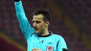 Altay-Kayserispor maçını Suat Arslanboğa yönetecek