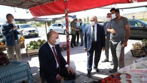 Başkan, Vali ile birlikte yöresel ürünleri inceledi