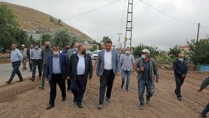 Başkan Yalçın'dan Kepez ve Çömlekçi'ye çıkarma