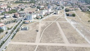 Develi Bahçelievler Mahallesinde yol çalışmaları devam ediyor