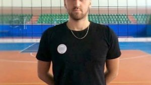 Kayserili Genç Voleybolcu Diyarbakır Yenişehir'e transfer oldu