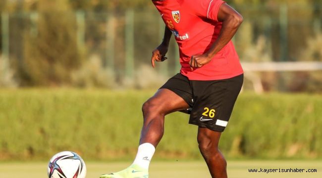 Kayserispor'da Mame Thiam'ın lisansı çıktı