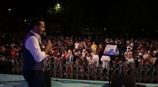 Melikgazi'nin klasik otomobil festivali dolu dizgin devam ediyor