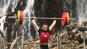 Muhammed Akkaya Halter Milli Takım kampında