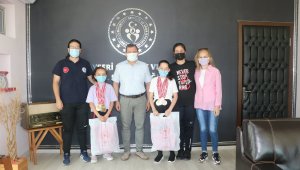 Mutlu yüzlerin şampiyonları Ali İhsan Kabakcı'yı ziyaret etti