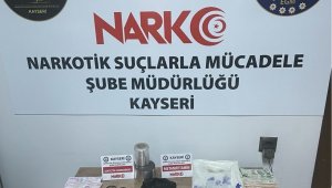 Residansta uyuşturucu yakalandı