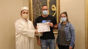 Alman vatandaşı olan adam törenle Müslüman oldu