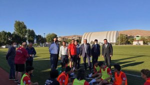 Ampute Futbol Kulüpler Birliği, Genç Milli Takım Kampını ziyaret etti