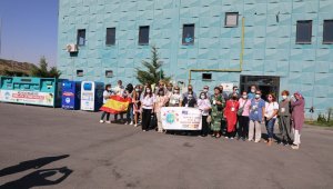 Avrupalı eğitimciler Melikgazi Geri Dönüşüm Tesisine hayran kaldı