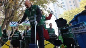 Başkan Çolakbayrakdar, "Daha temiz çevre için durmadan çalışıyoruz"