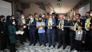 Başkan Palancıoğlu Kayseri Lisesi Mezunları Buluşmasına katıldı