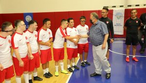 Başkan Yalçın'dan futsal milli takımına tam destek