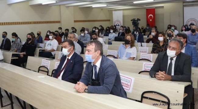 ERÜ'de İktisadi ve İdari Bilimler Fakültesi'nin Açılış Dersi Rektör Çalış tarafından Verildi