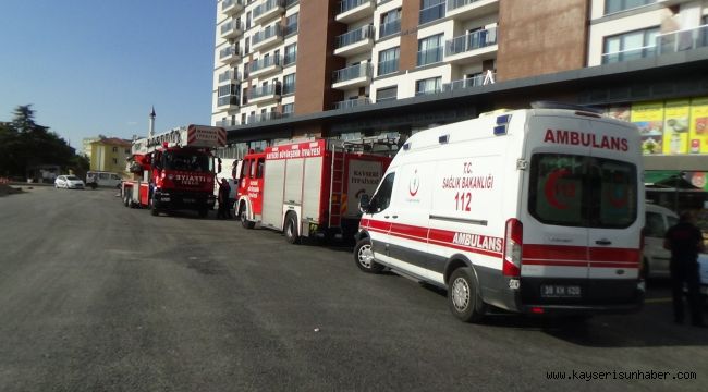 İntihar girişiminde bulunan genç kızı polis ikna etti