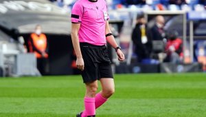 Kayserispor - Galatasaray maçını Yaşar Kemal Uğurlu yönetecek