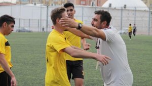 Kocasinan Şimşekspor antrenörü Mehmet İlhan takımdan ayrıldı