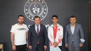 Özbey Çetin altın madalya sözü verdi