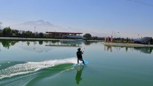 Rus turistler Büyükşehir Sukaypark'ı tercih etti