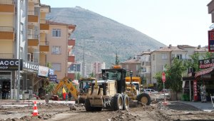 Talas'ta kış öncesi yol çalışması