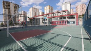 Talas'ta okulların spor sahaları pırıl pırıl