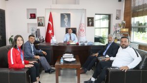 Zehra Kaygısız Ali İhsan Kabakcı'yı ziyaret etti