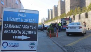 Büyükşehir'in "park et-vale" uygulamasına vatandaşlardan yoğun ilgi