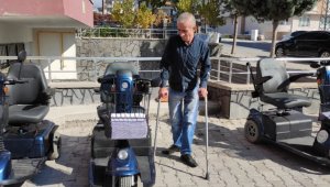 Develi'de ihtiyaç sahibi vatandaşlara akülü araç verildi