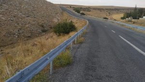Kayseri'de 6 kırsal bölgede yol çalışması