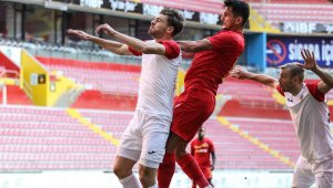Kayserispor Gençlerbirliği'ni mağlup etti