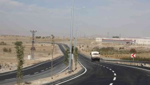 Mimarsinan Organize Sanayi Bölgesi'ne yeni bağlantı yolu tamamlandı