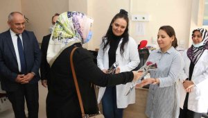 Başkan Öztürk 'Diş Hekimleri Gününü' kutladı