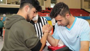 Bilek güreşi heyecanı sona erdi