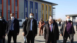 Hayırsever Büyükkılıç ailesinin okulunda sona doğru