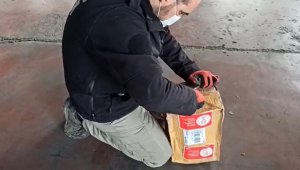 Kargo paketinden 500 bin TL'lik uyuşturucu çıktı