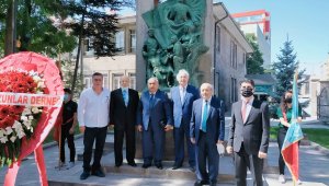 Kayseri Lisesi Mezunları: "Kurtuluş mücadelesinde öğrencileriyle üzerine düşen vazifeyi yaptı"