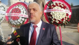 Şenel: "Önümüzdeki 2 eğitim döneminde diş hekimliği fakültelerine öğrenci alınmamalıdır"