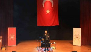 Talha Bora Öge ile 'Şiirlerle söyleşisi'