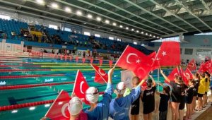 Yüzme Müsabakalarına Spor A.Ş. Damgası