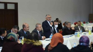 Başkan Büyükkılıç 22 günde 13 ilçede 533 muhtar ile görüştü