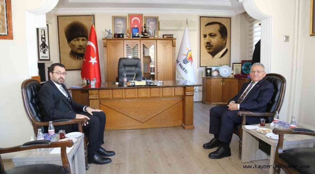 Başkan Büyükkılıç Niğde'de temaslarda bulundu