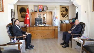 Başkan Büyükkılıç Niğde'de temaslarda bulundu